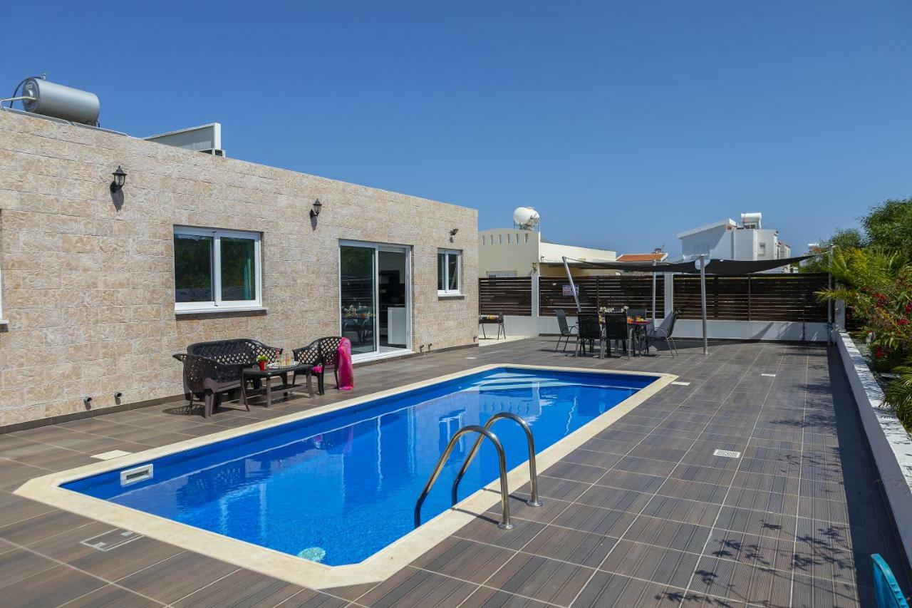 Protaras Villa Hollywood Exterior foto